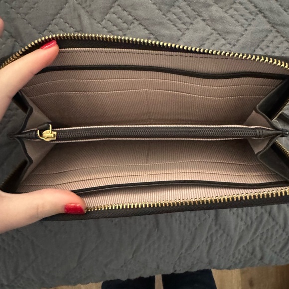 Wallet - Picture 2 of 2